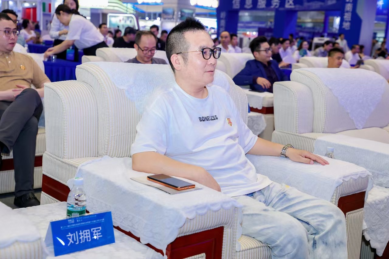 1751711256594572.jpg 1751711256594572.jpg